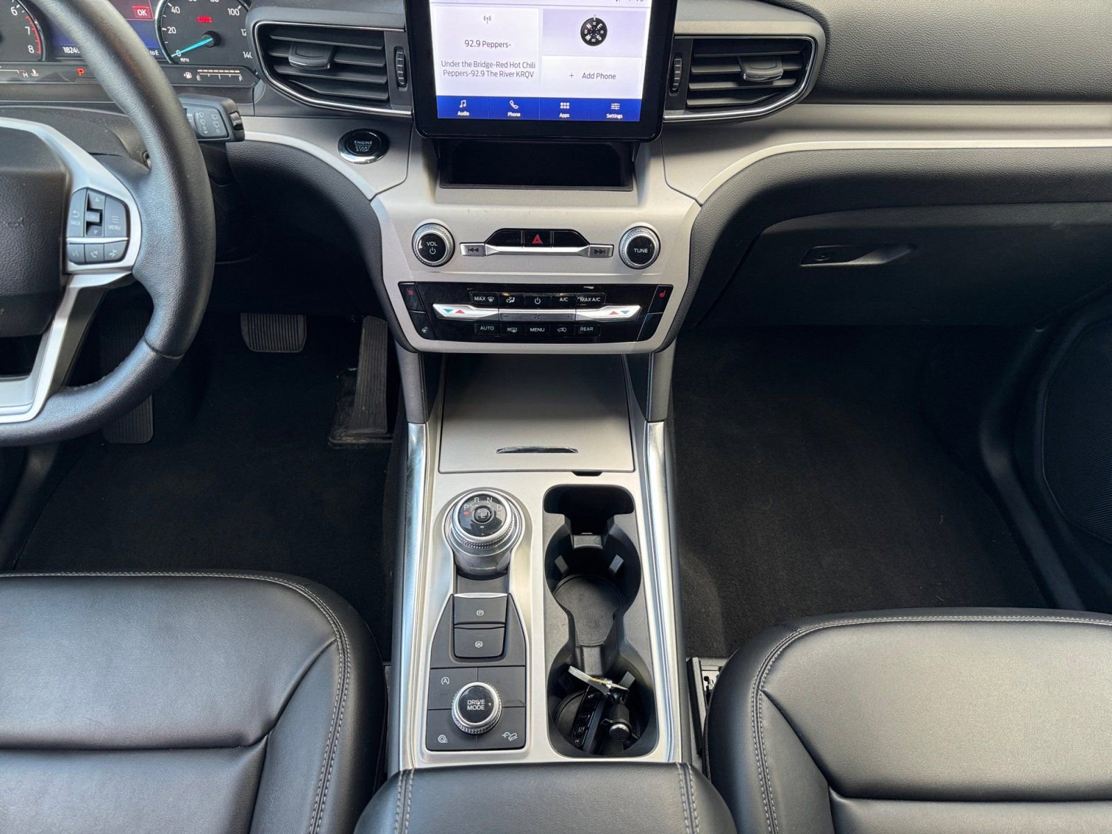 Certified 2023 Ford Explorer XLT w/ Equipment Group 202A image 11