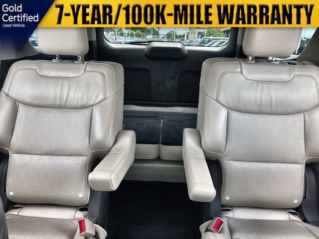 Certified 2021 Ford Explorer Platinum w/ Premium Technology Package AWD/4WD image 16