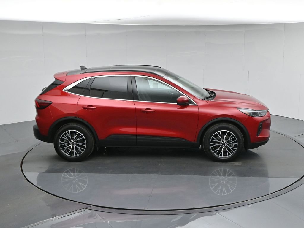 Certified 2023 Ford Escape SE w/ PHEV Premium Package FWD image 42