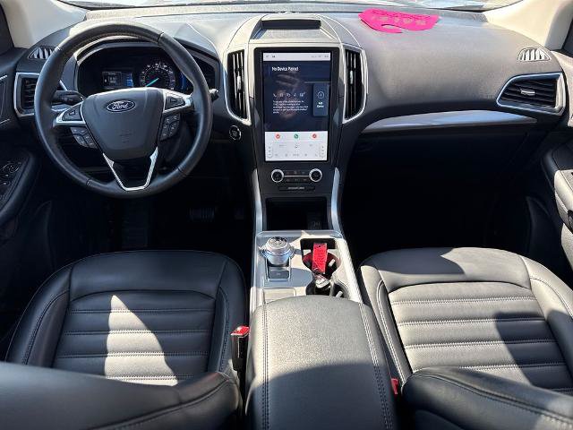 Certified 2024 Ford Edge SEL w/ Convenience Package AWD/4WD image 11