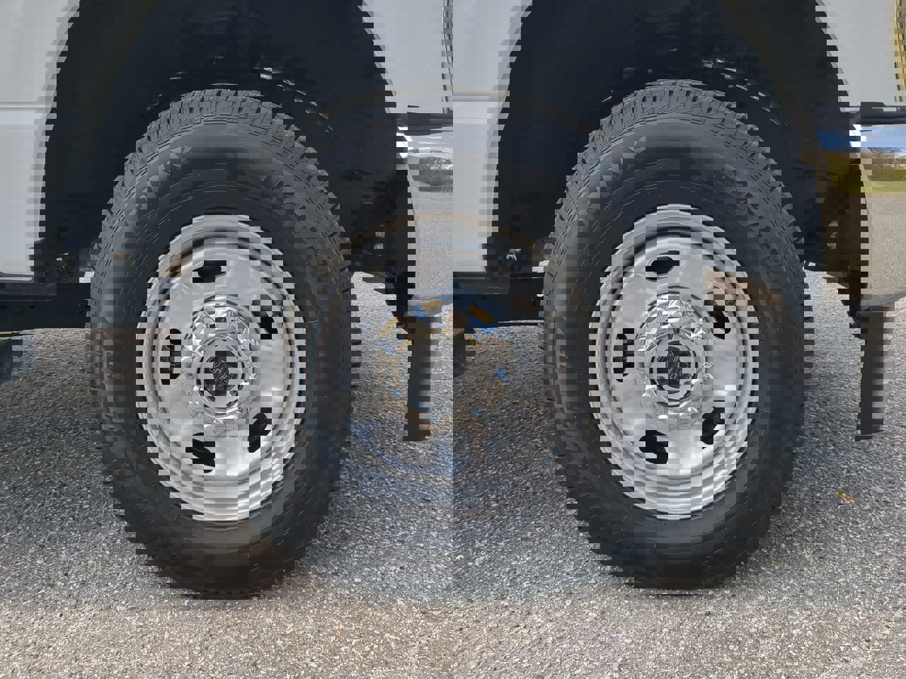 Certified 2024 Ford F250 XL w/ FX4 Off-Road Package image 9