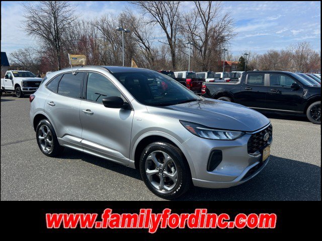 Certified 2024 Ford Escape ST-Line AWD/4WD image 1