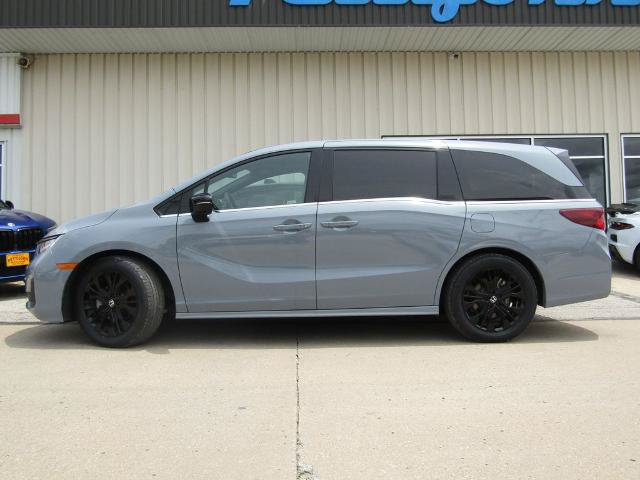 Used 2025 Honda Odyssey Sport-L image 11