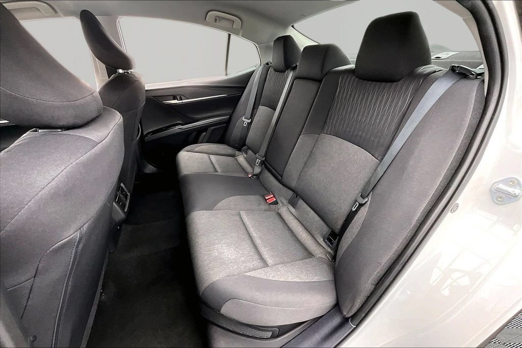 Used 2025 Toyota Camry LE FWD image 26