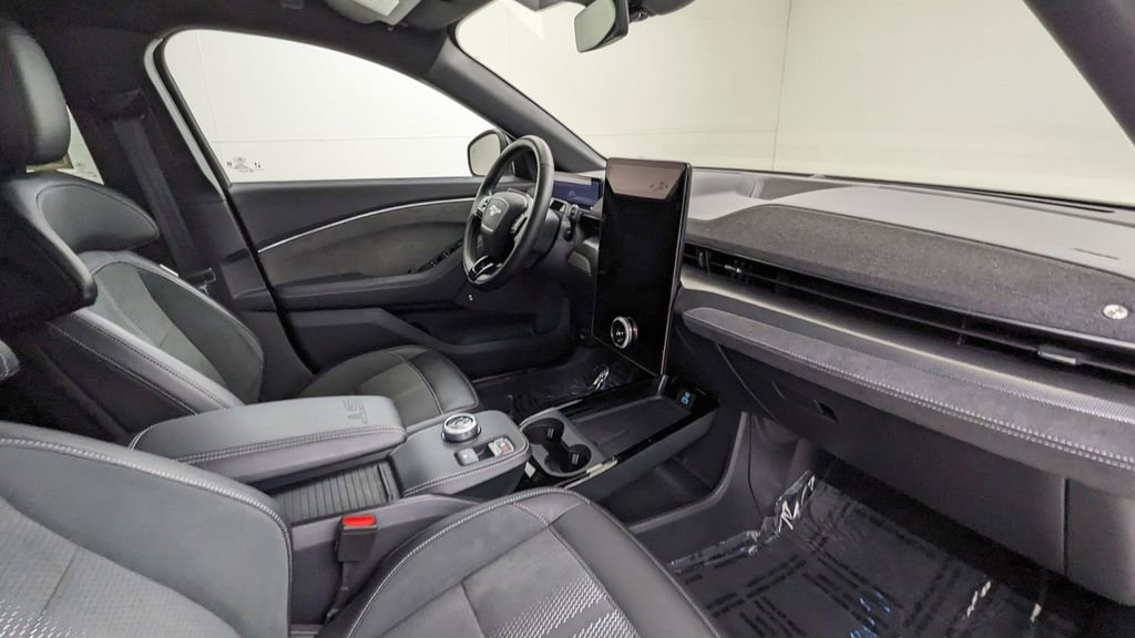 Certified 2023 Ford Mustang Mach-E GT w/ GT Performance Edition AWD/4WD image 39