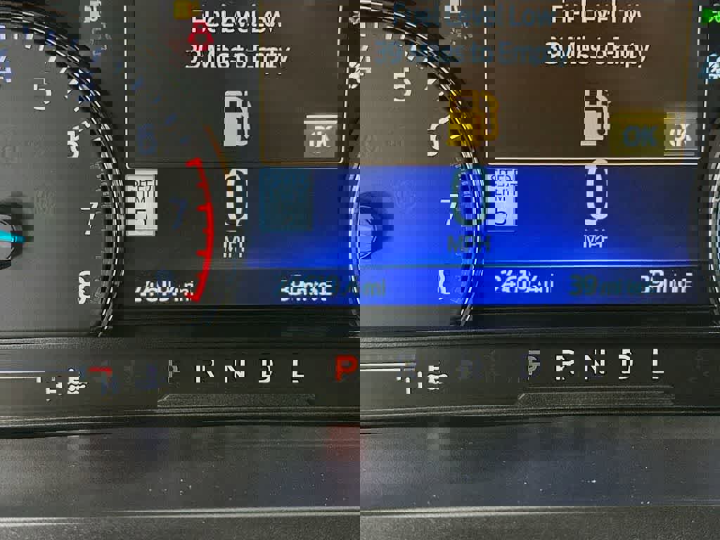 Certified 2022 Ford Explorer XLT w/ Equipment Group 202A image 23