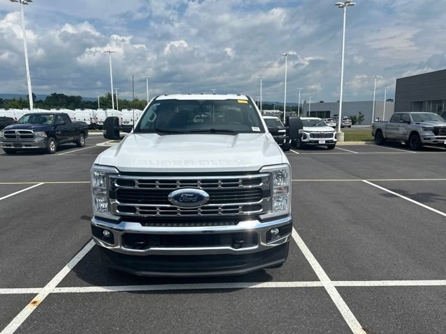 Certified 2025 Ford F350 XLT AWD/4WD image 8