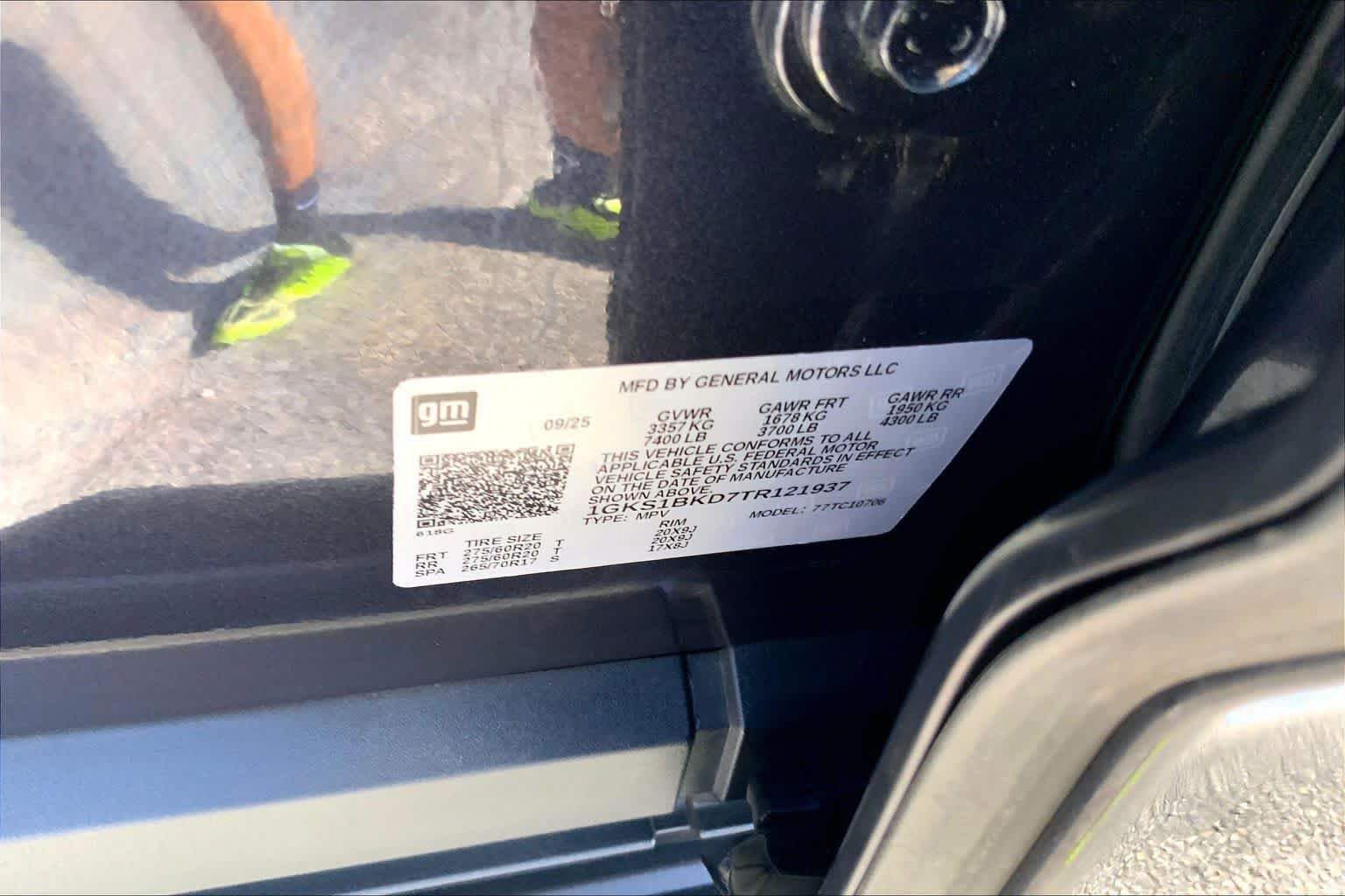 Used 2026 GMC Yukon Elevation RWD image 33