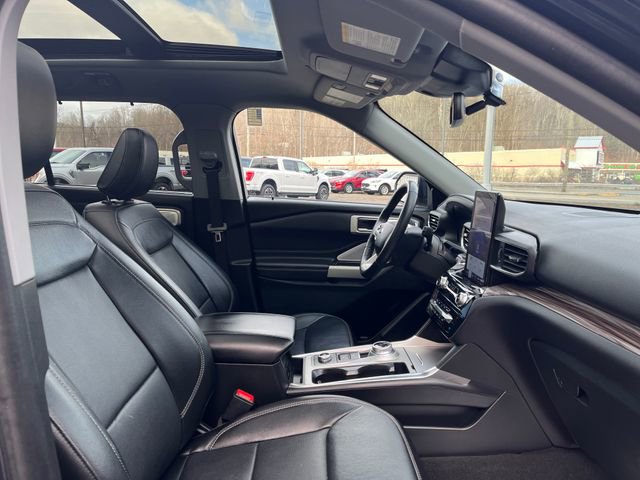 Certified 2023 Ford Explorer Limited w/ Limited Technology Package image 19