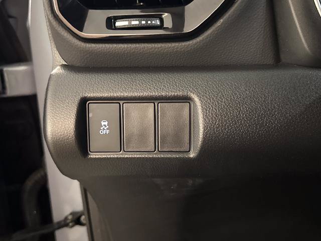 Used 2023 Honda Pilot Sport image 17