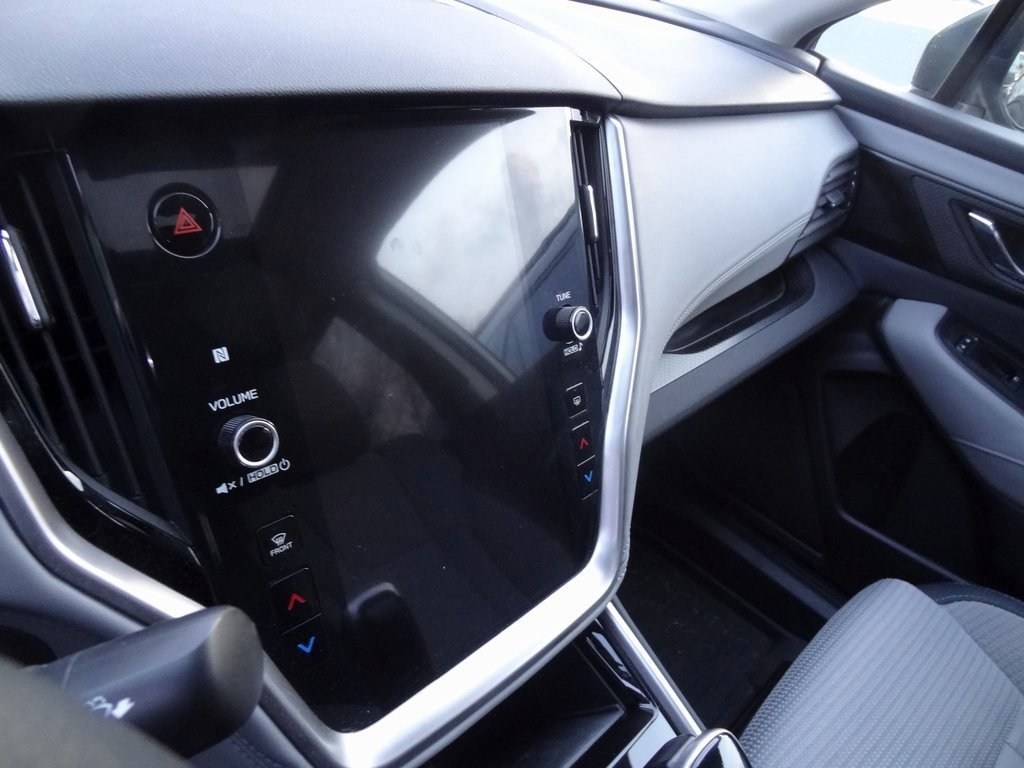 Used 2025 Subaru Outback Premium image 7