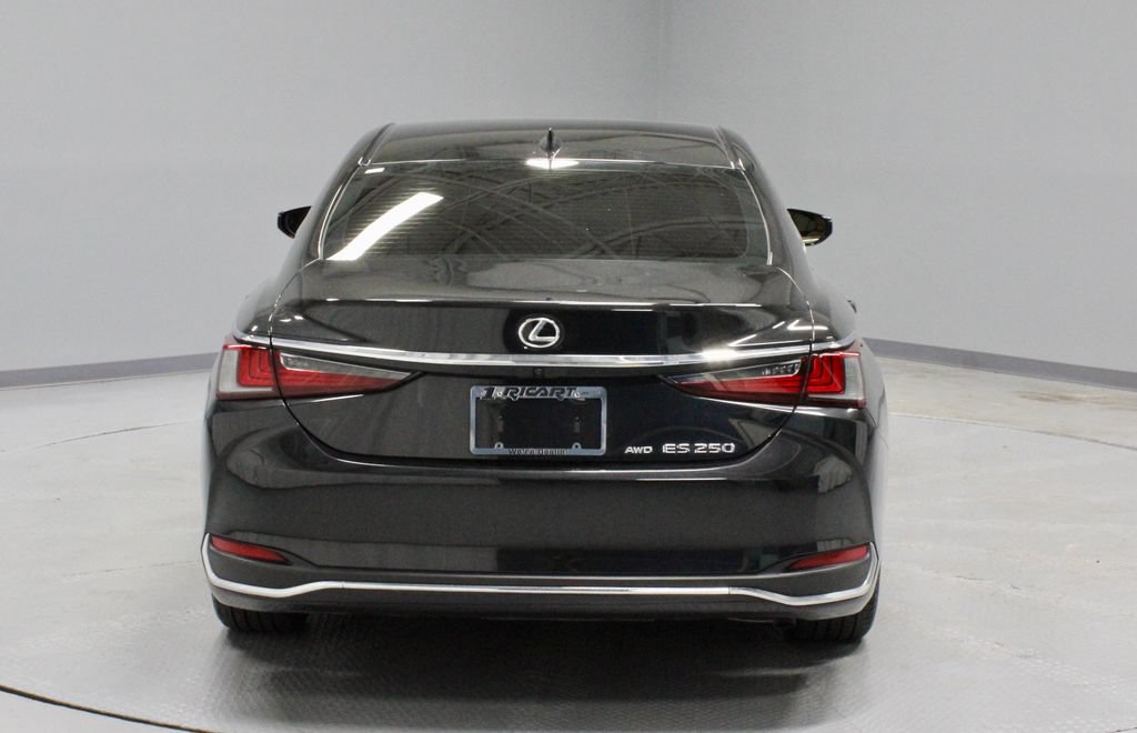 Used 2024 Lexus ES 250 w/ Premium Package AWD/4WD image 10