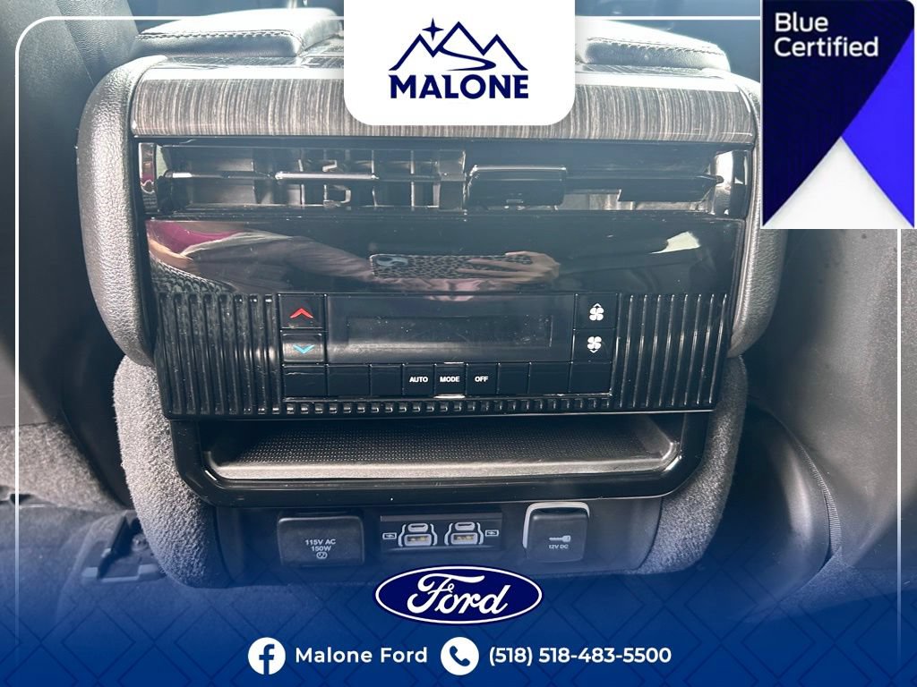 Used 2022 Jeep Wagoneer Series II AWD/4WD image 28
