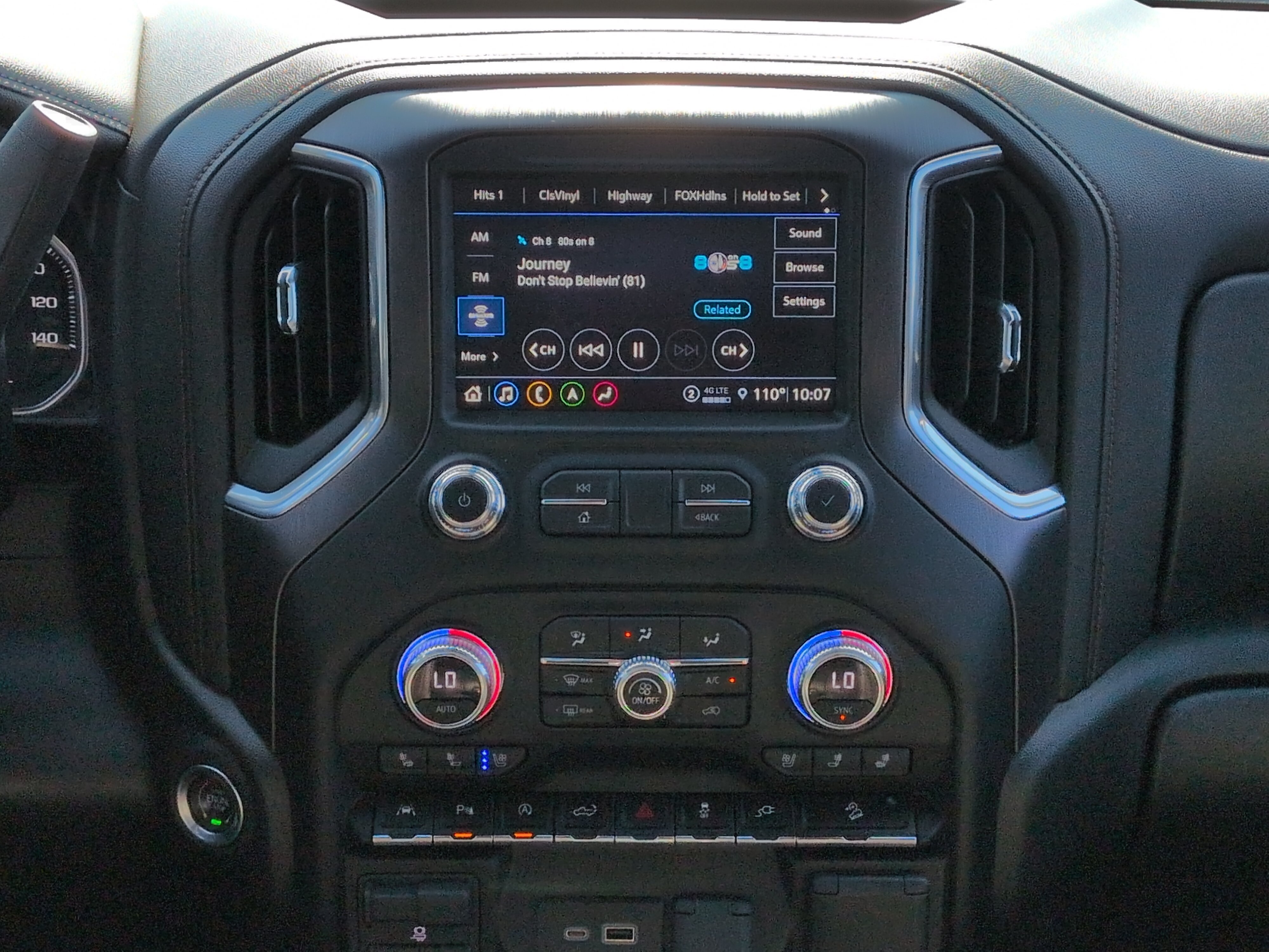 Used 2021 GMC Sierra 1500 AT4 w/ AT4 Premium Package AWD/4WD image 16