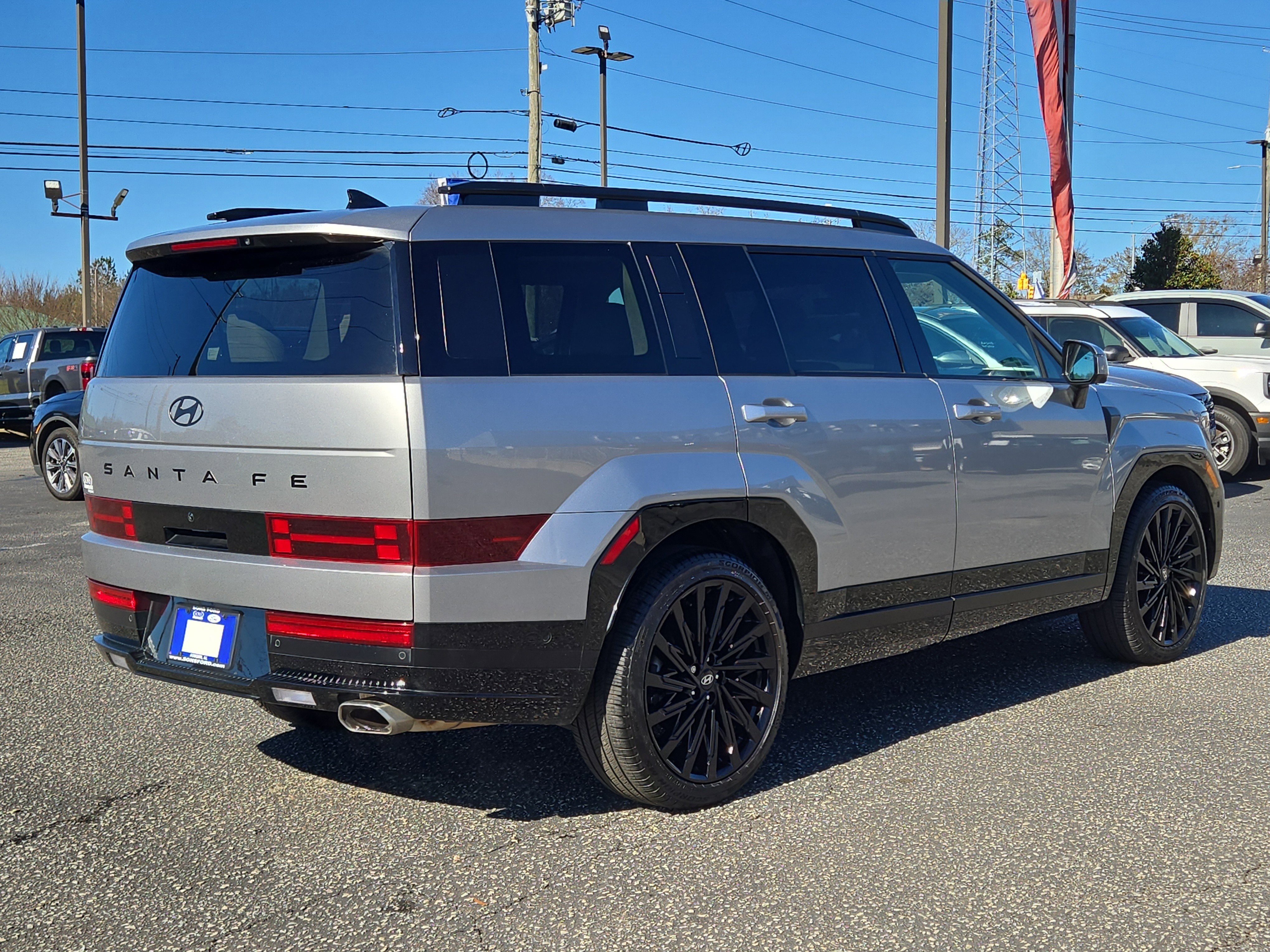 Used 2024 Hyundai Santa Fe Calligraphy image 4