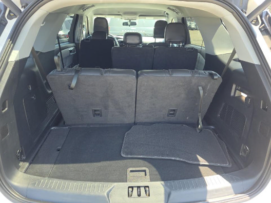Certified 2023 Ford Explorer XLT w/ Equipment Group 202A RWD image 18
