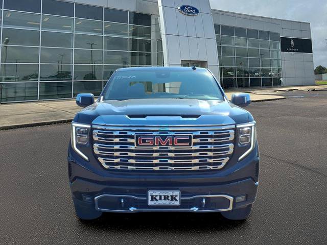 Used 2025 GMC Sierra 1500 Denali w/ Denali Reserve Package AWD/4WD image 13