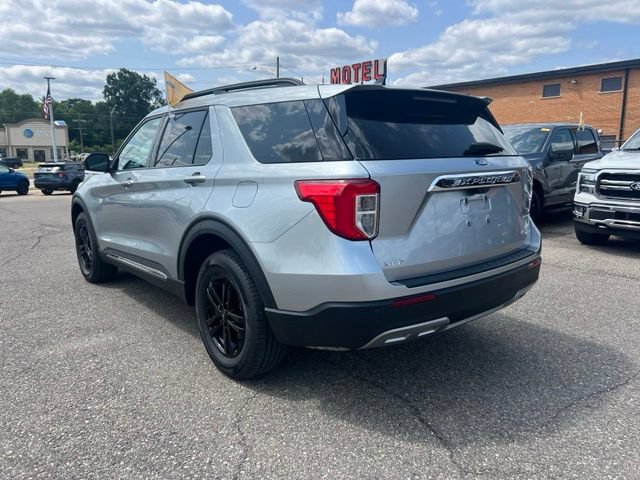 Certified 2024 Ford Explorer XLT w/ Equipment Group 202A AWD/4WD image 26