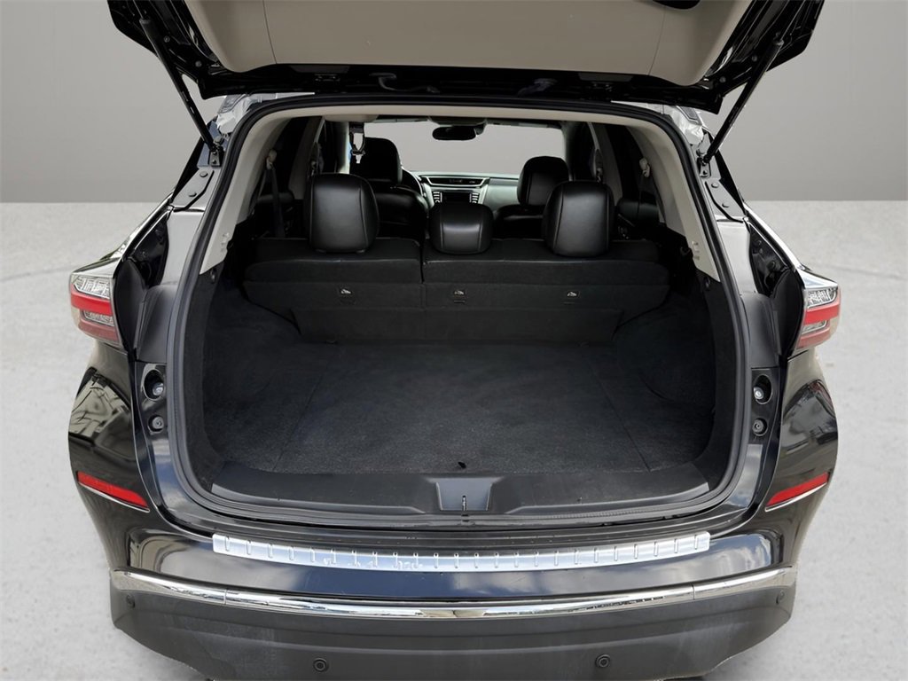 Used 2020 Nissan Murano SV w/ Premium Package image 15