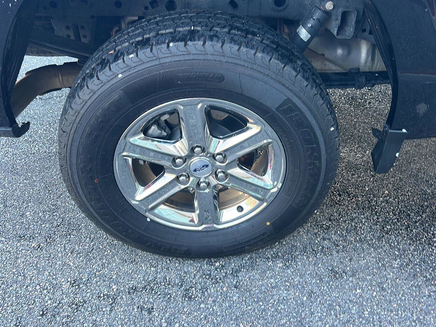 Certified 2024 Ford F150 XLT w/ Mobile Office Package image 38