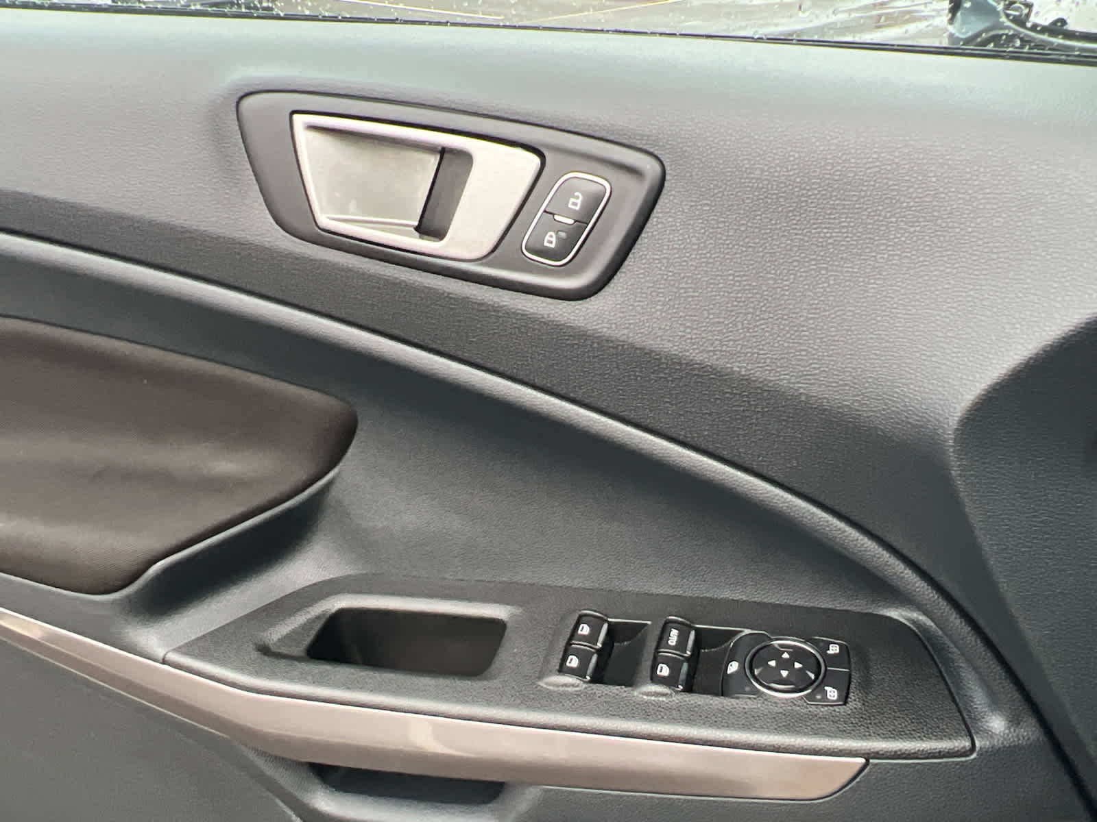 Certified 2021 Ford EcoSport SE w/ SE Convenience Package image 29