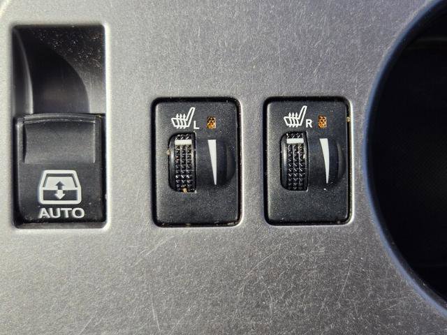 Used 2021 Toyota 4Runner SR5 Premium w/ Moonroof Package RWD image 26