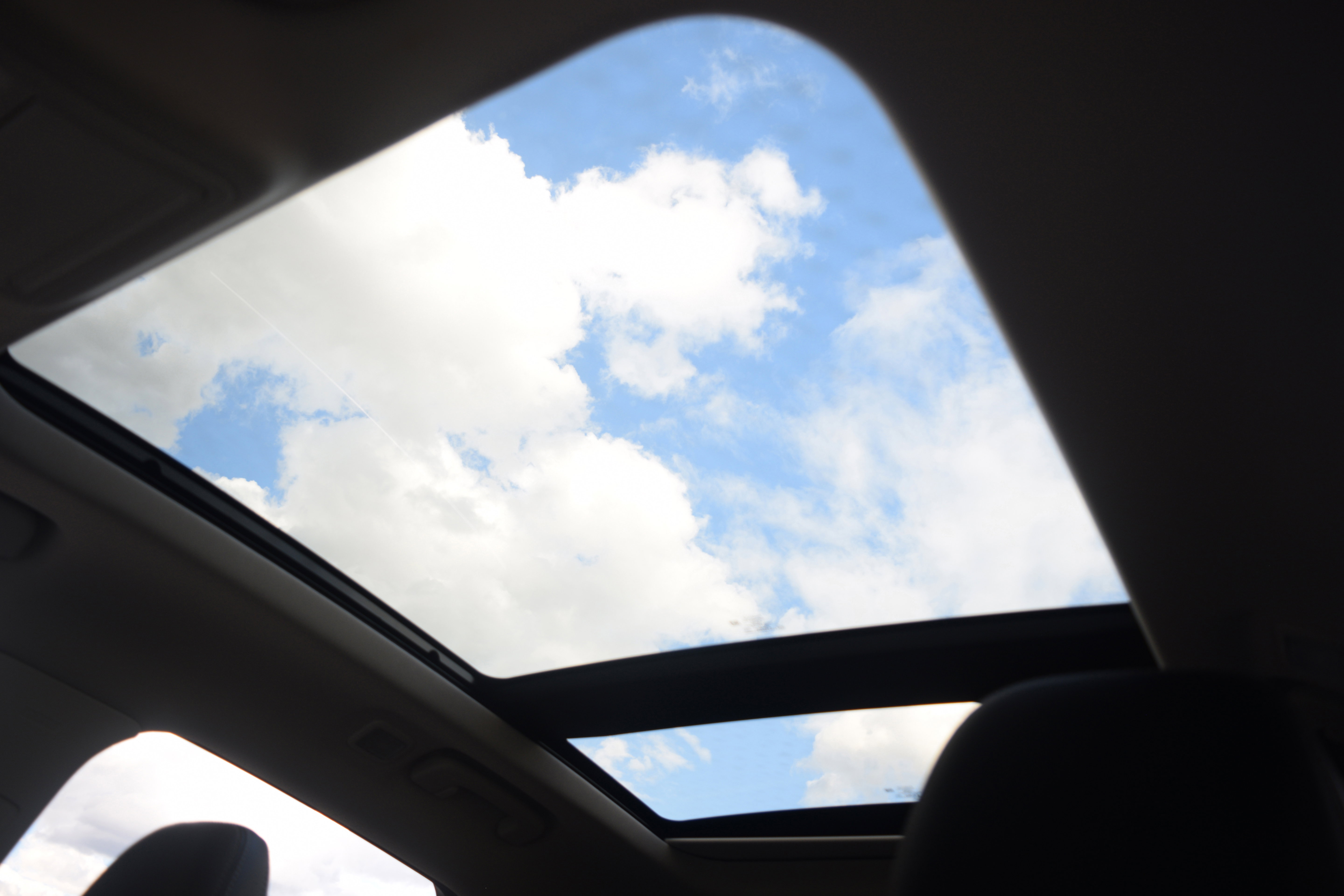 Certified 2022 Ford Escape Titanium w/ Titanium Premium Package image 18