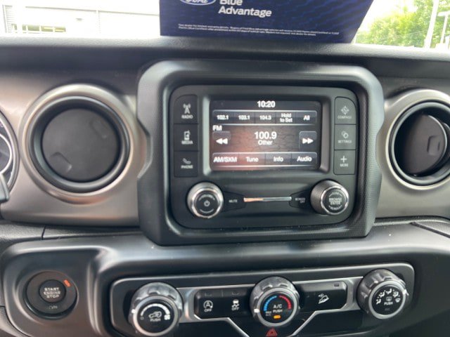 Used 2018 Jeep Wrangler Unlimited Sport S AWD/4WD image 19