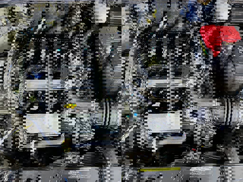 Used 2023 Nissan Versa SV image 9