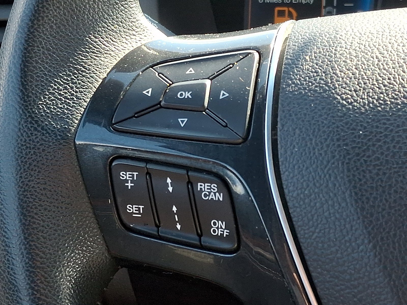 Certified 2019 Ford Explorer Limited w/ Ford Safe & Smart Package FWD image 20