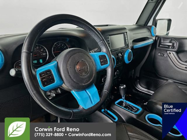 Used 2018 Jeep Wrangler Unlimited Sahara w/ Max Tow Package AWD/4WD image 11