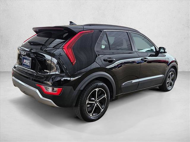 Used 2023 Kia Niro EX w/ EX Cold Weather Package image 3