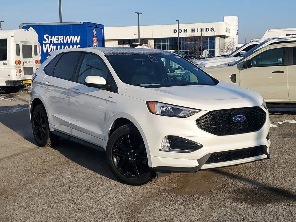 Certified 2022 Ford Edge ST-Line w/ Class II Trailer Tow Package