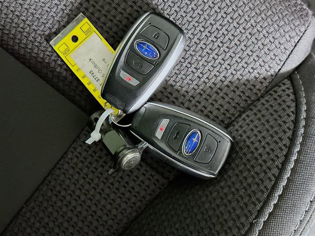 Used 2025 Subaru Outback Premium AWD/4WD image 22