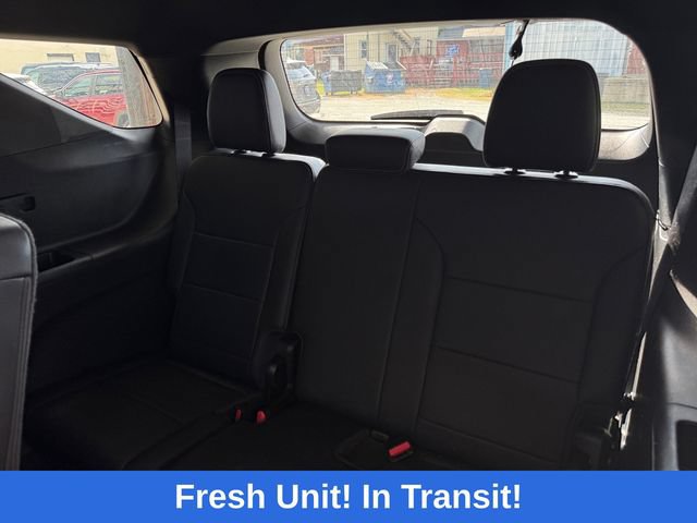 Used 2025 Chevrolet Traverse LT w/ Sun and Wheel Package FWD image 21