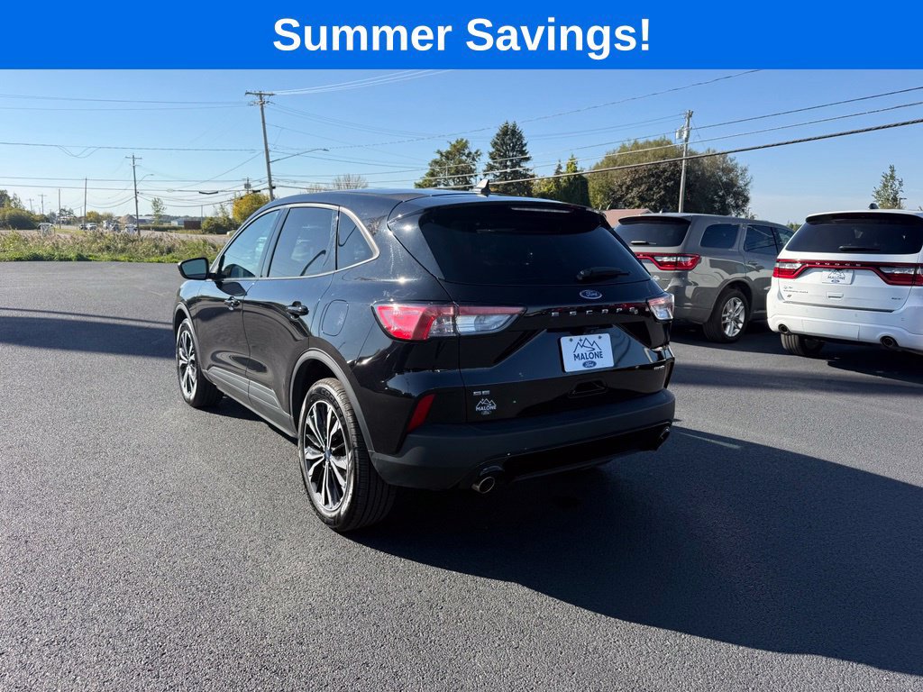 Certified 2022 Ford Escape SE w/ SE Sport Appearance Package AWD/4WD image 5