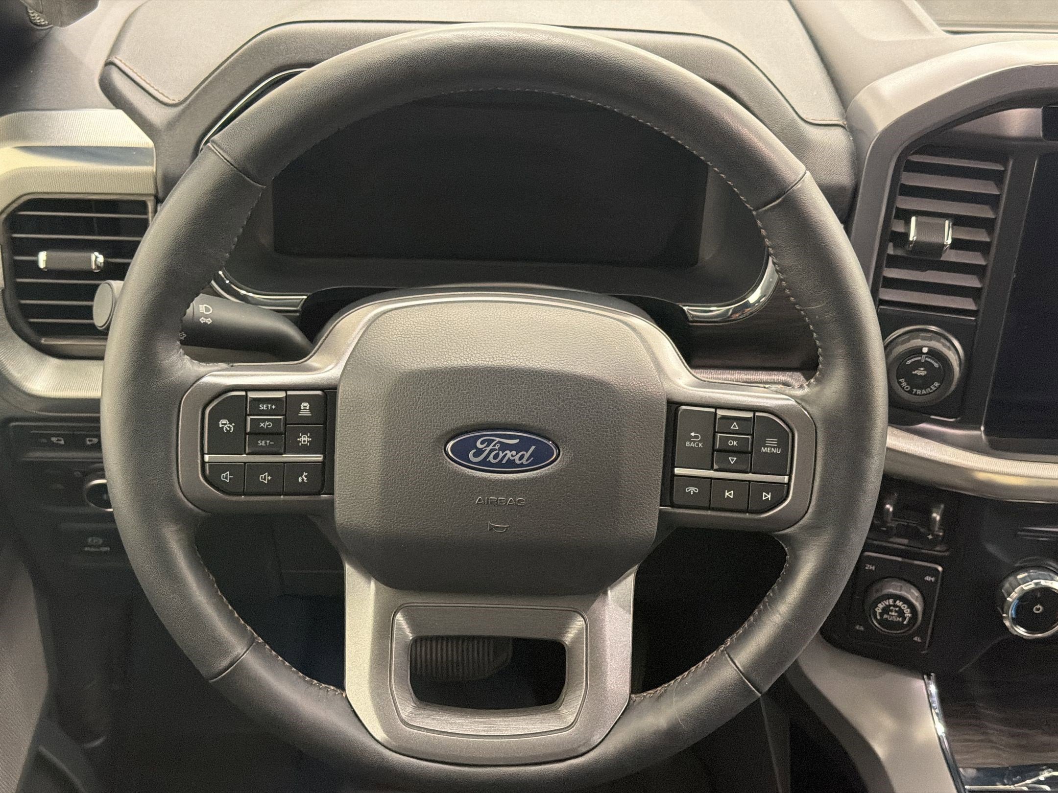 Certified 2024 Ford F150 Lariat w/ FX4 Off-Road Package AWD/4WD image 16