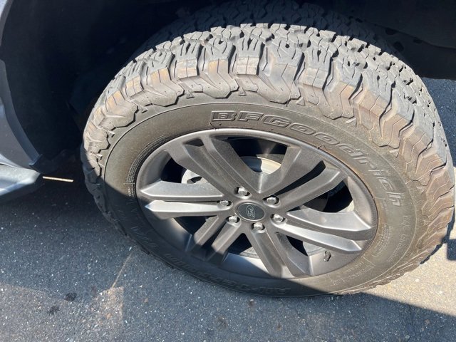 Certified 2022 Ford F150 XLT w/ Equipment Group 302A High image 10