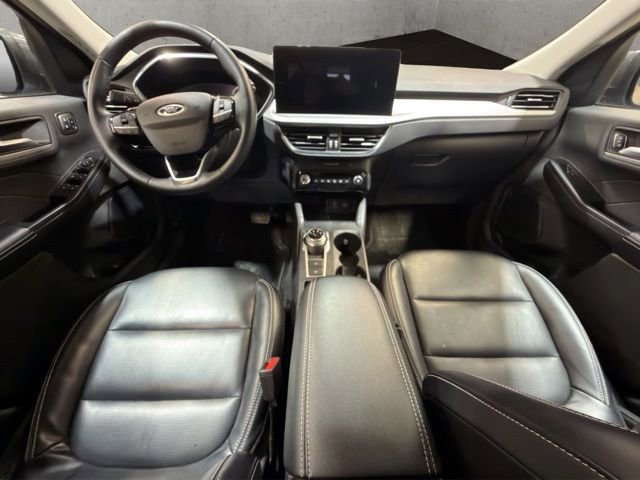Certified 2024 Ford Escape Platinum AWD/4WD image 7