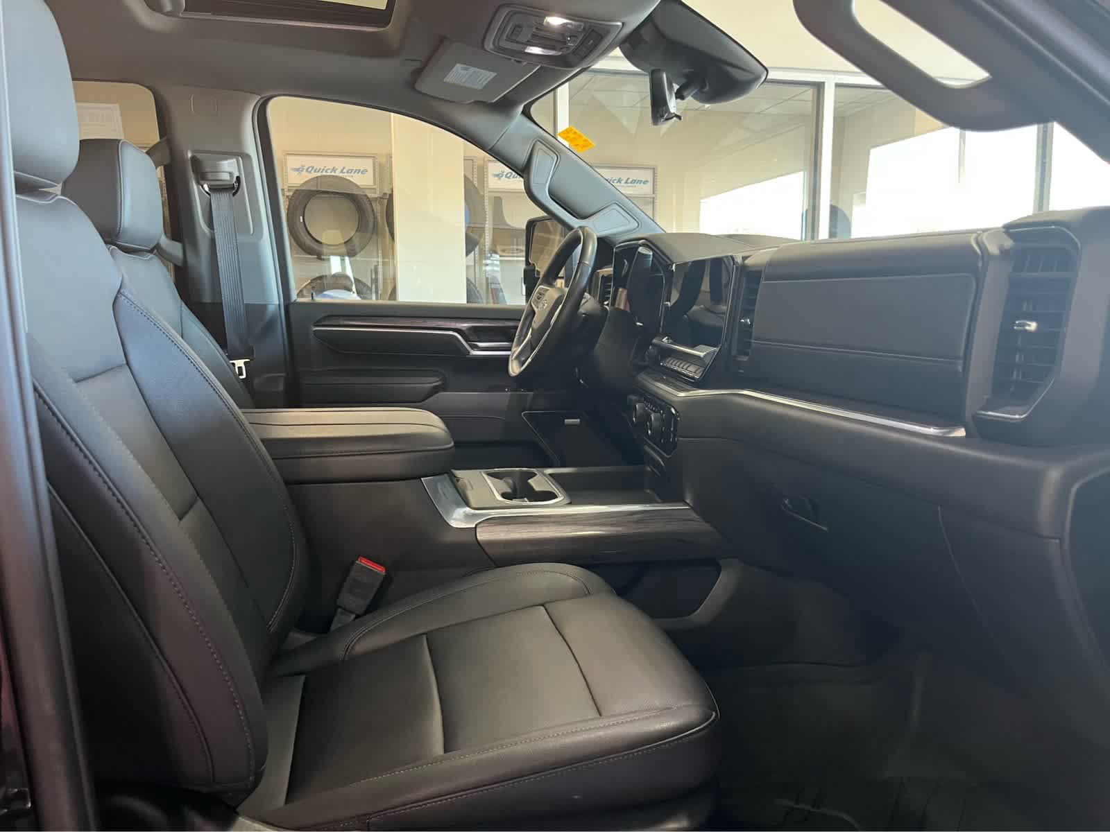 Used 2024 Chevrolet Silverado 2500 LTZ w/ LTZ Plus Package AWD/4WD image 39