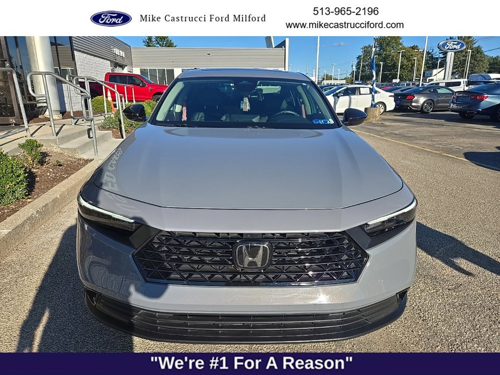 Used 2025 Honda Accord SE image 2