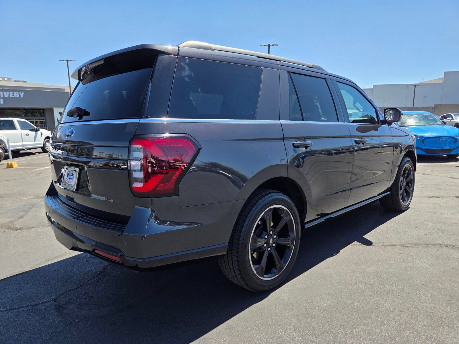 Certified 2023 Ford Expedition Limited AWD/4WD image 6