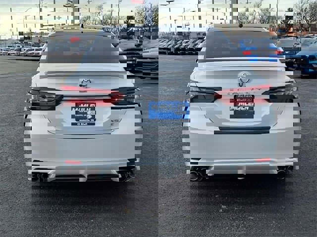 Used 2022 Toyota Camry XSE image 3