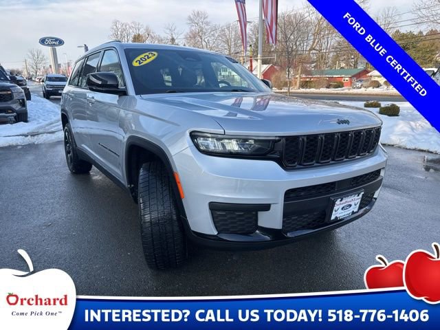 Used 2023 Jeep Grand Cherokee L Laredo image 4
