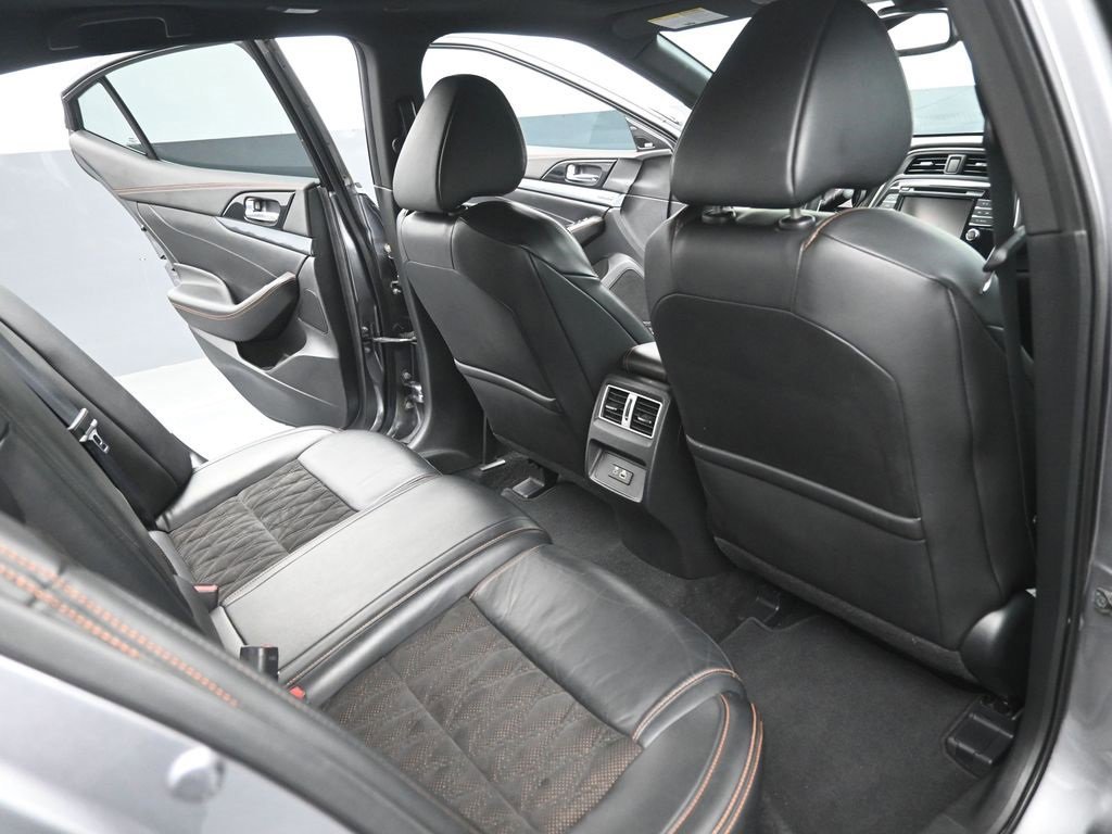 Used 2021 Nissan Maxima SR w/ Sport Mat Group image 17
