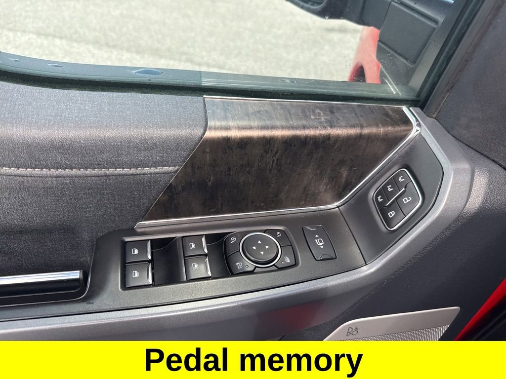 Certified 2023 Ford F250 Lariat w/ Lariat Ultimate Package image 18