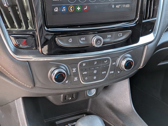 Used 2022 Chevrolet Traverse LT image 23