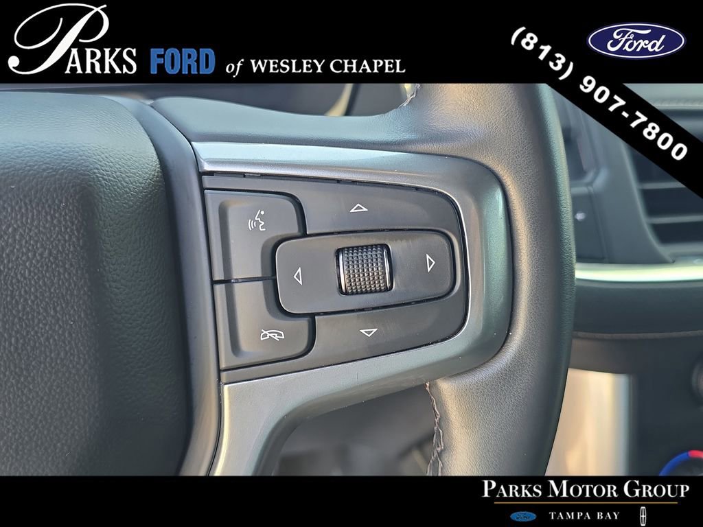 Used 2024 Chevrolet Suburban Premier image 32