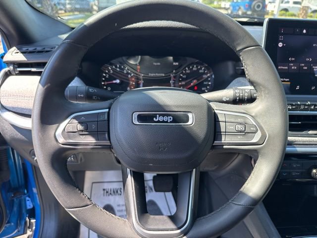 Used 2024 Jeep Compass Latitude AWD/4WD image 19