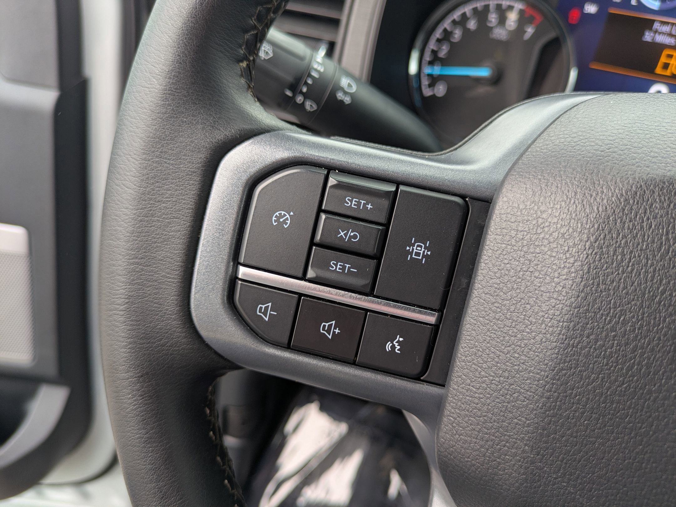 Certified 2023 Ford F150 XLT w/ Equipment Group 302A High image 17